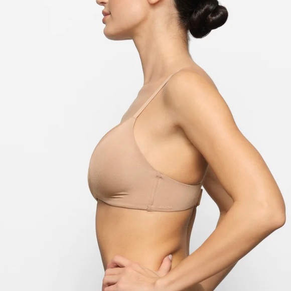 SKIMS LIGHTLY LINED WIRELESS BRA IN OCHRE SIZE 38DD NWT $60 - Picture 3 of 11